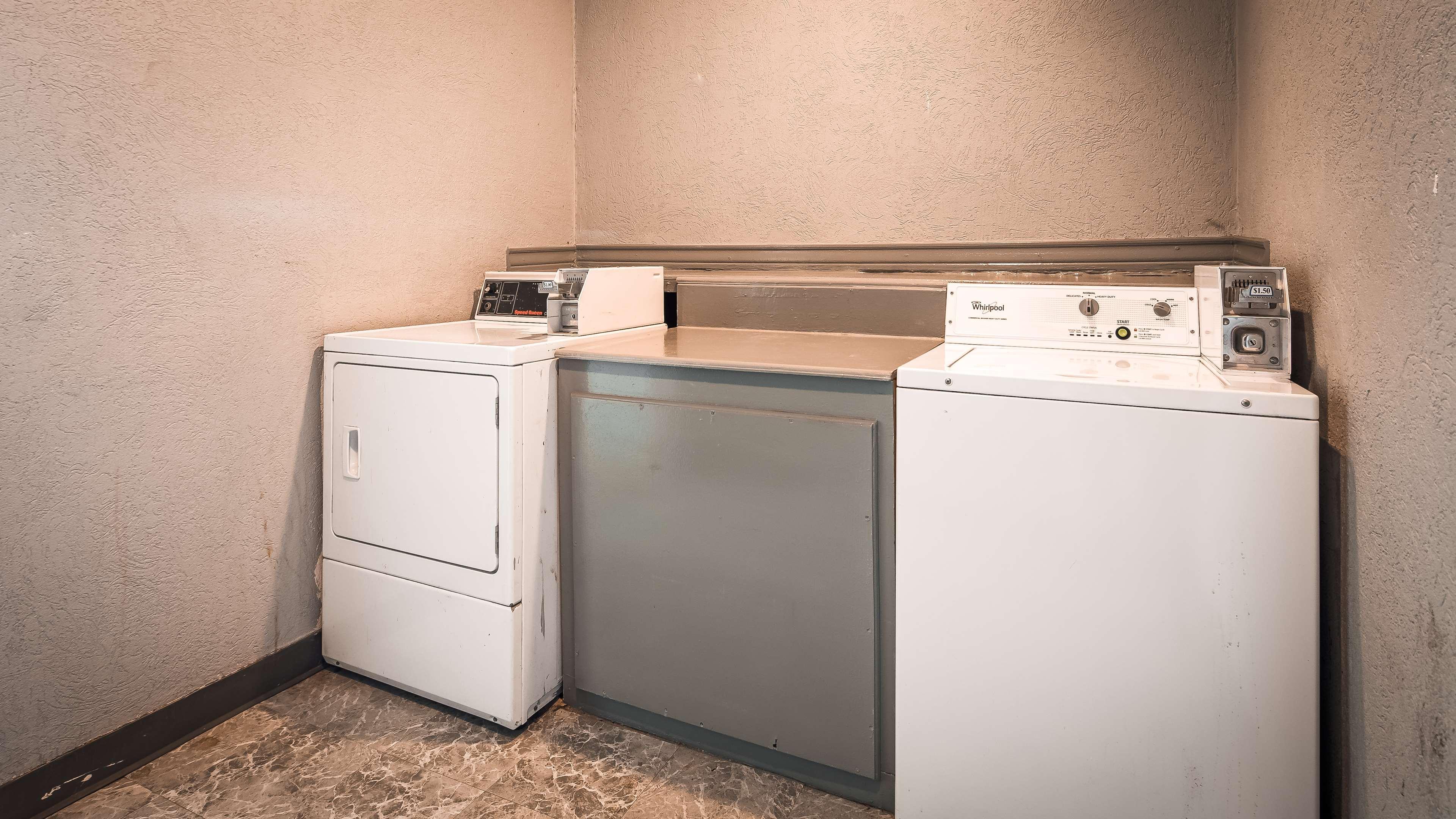 Best Western George West Executive Inn Екстер'єр фото