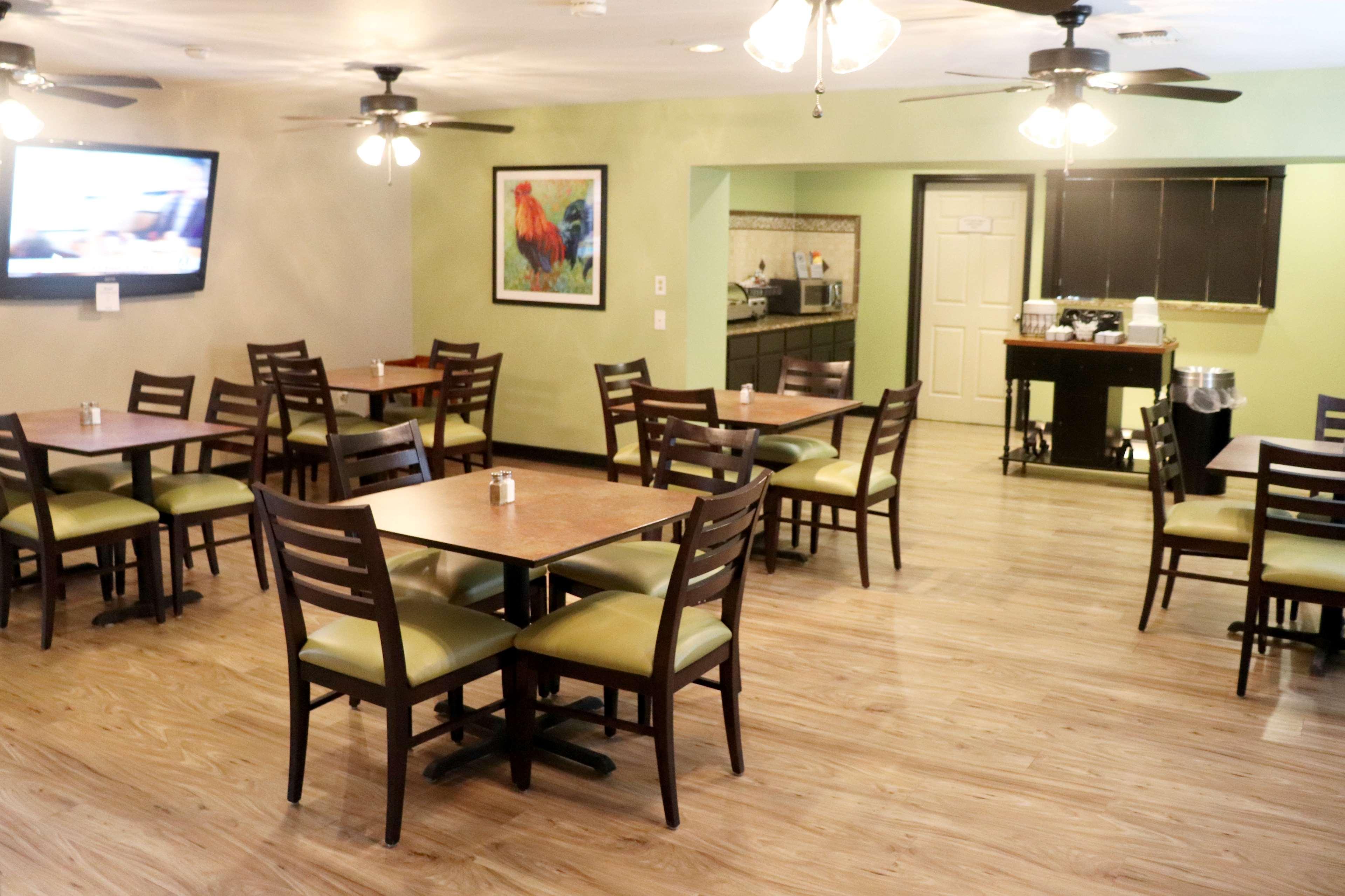 Best Western George West Executive Inn Екстер'єр фото
