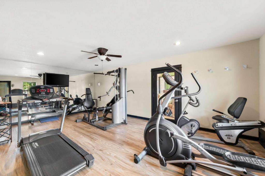Best Western George West Executive Inn Екстер'єр фото