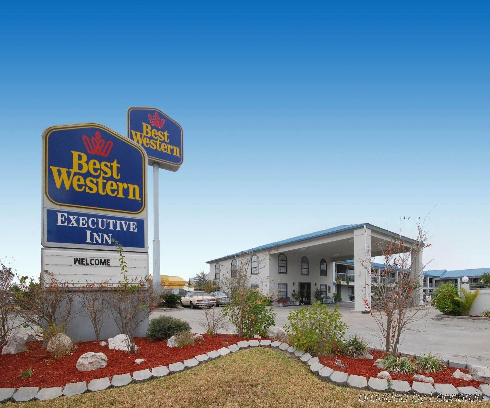 Best Western George West Executive Inn Екстер'єр фото